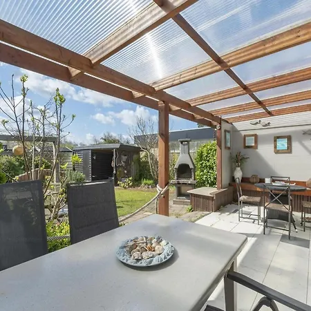 Comfortable By Holiday home