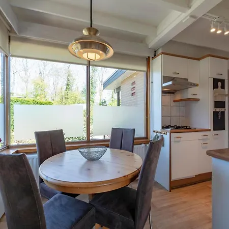 Ferienhaus Comfortable By